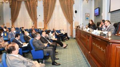 وزيرة التخطيط والتنمية الاقتصاديه تتابع مناقشة خطة عام  2021-2022 من خطة التنمية المستدامة 