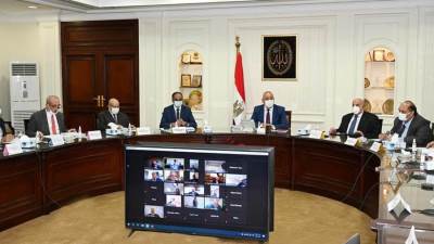 الجزار يتوجة يتوجه بالشكر لأعضاء مجلس إدارة الشركة القابضة 