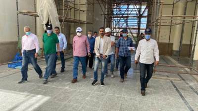 مسئولو"الإسكان" يتابعون سير العمل بمشروعات مدينة العلمين الجديدة