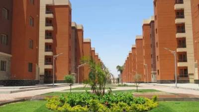 مسئولو الإسكان .. يتفقدون 4171 وحدة سكنية بعمارات السلام
