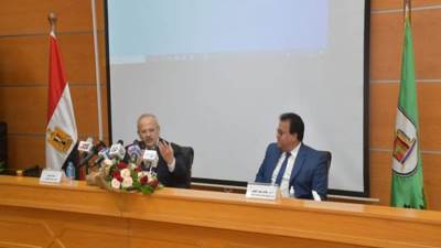 وزير التعليم العالي .. كلية النانو تكنولوجي تساهم في انتقال جامعة القاهرة إلى مصاف الجامعات الذكية
