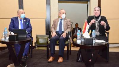 وزيرة التجارة والصناعة تشارك فى مؤتمر استراتيجية زيادة صادرات الدواء إلي افريقيا