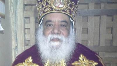 وفاة أول أسقف بالكنيسة بـ كورونا والوباء يتفشى في ديرين بالأقصر