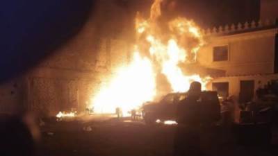 عاجل: نشوب حريق هائل بالهرم في عقار من 5 طوابق ومسجد وسيارة