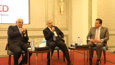 وزير التعليم العالي يشهد فعاليات افتتاح مؤتمر "بناء مجتمعات التعلم" 