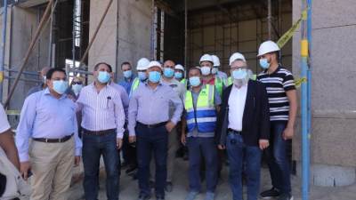 وزير النقل يتفقد أعمال تنفيذ القطار الكهربائي ويتابع مشروع المونوريل بالعاصمة الإدارية