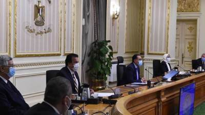 عاجل: العودة للعمل بالمواعيد الصيفية لفتح وغلق المحال والمولات التجارية والمقاهي والكافيهات