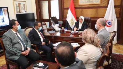 وزيرة الصحة تستعرض جهود الوزارة في التعاون مع كبرى الجهات العلمية الدولية