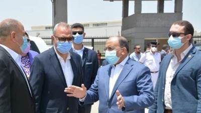 وزير التنمية المحلية ومحافظ القليوبية يتفقدان أعمال تطويرالطرق الداخلية ببنها