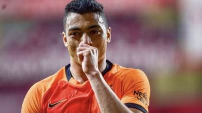 الزمالك يستدعي مصطفى محمد بسبب أزمة عقده الجديد