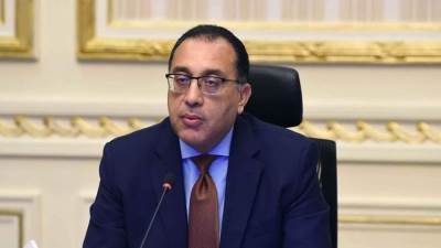 بدء العمل بالمواعيد الصيفية لفتح وغلق المحال التجارية والمطاعم