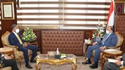 وزير التنمية المحلية يستقبل مدير برنامج الأغذية العالمي في نهاية فترة عمله بالقاهرة