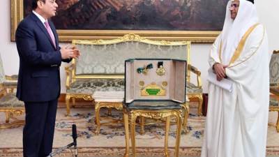 البرلمان العربى يمنح  الرئيس السيسي "وسام القائد"