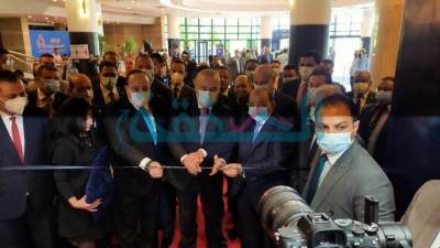 وزيرا  الإسكان والتنمية المحلية  يفتتحان  فعاليات معرض "أخبار اليوم" العقاري في دورته الأولى
