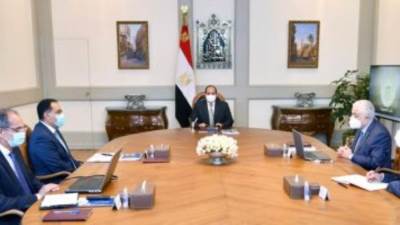 السيسى يوجه بإتاحة النظام الورقى بجانب الإلكترونى بامتحانات الثانوية العامة