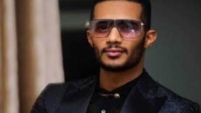 محمد رمضان ساخرا "الفلوس اللى فى البنك عندى قدها فى البيت "