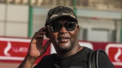 موسيمانى يغادر إلى جنوب أفريقيا لقضاء إجازة ويعود الخميس