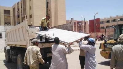 "الإسكان": تنفيذ حملتين لرفع الإشغالات وضبط المخالفات بمدينتي أسيوط الجديدة والسادات