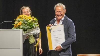 مجلس كانتون أوري بسويسرا يمنح رجل الاعمال سميح ساويرس الجنسية السويسرية الفخرية