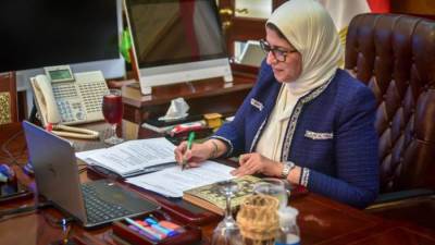 وزيرة الصحة تجرى حركة تغيرات باللجنة العليا للتخصصات الطبية