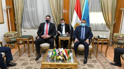 اجتماع مصري - برازيلي لتعزيز التعاون في مجال الانتاج الحربي