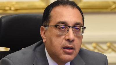 رئيس الوزراء يستعرض تقريرًا بشأن جهود توفير بروتوكولات علاج "كورونا" خلال مايو الماضى