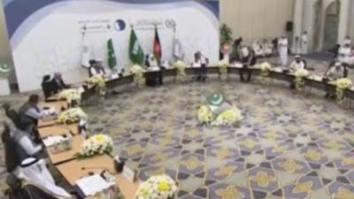 عاجل : كبار علماء باكستان وأفغانستان يوقعون "إعلان السلام