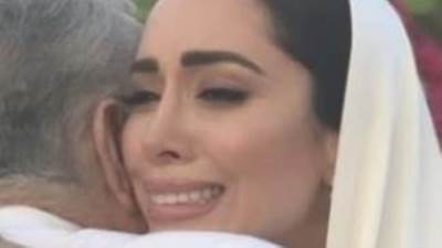 بسنت شوقي تبكي بعد عقد قرانها علي محمد فراج 