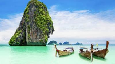 جزيرة بوكيت التايلندية تستعد لاستقبال السائحون في الفنادق مقابل دولار واحد 