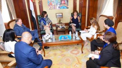 وزيرة الهجرة تبحث مع أعضاء مؤسسة حياة كريمة ترتيبات فاعلية إطلاق حملة تبرعات المصريين بأمريكا  