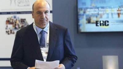 ننشر تفاصيل منع رجل الأعمال أحمد حسنين هيكل من السفر