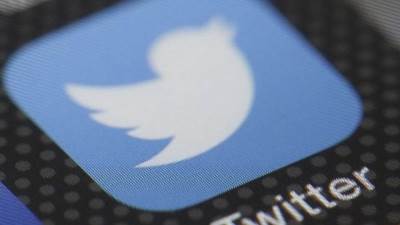 تويتر يصبح أول موقع للتواصل الاجتماعي يُدخل خيار "الصيغة العربية المؤنثة"