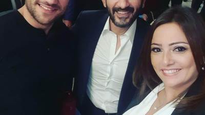 بشري تخطف الاضواء بصورة جديدة مع احمد حلمي واحمد مكي