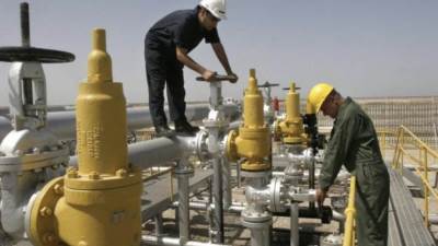 وزير الطاقة السعودي :النهج الحذر في ضخ النفط يؤتي ثمارة