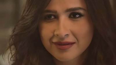 ياسمين عبدالعزيز تعلق علي حلقة ريهام حجاج وبوسي شلبي ب"علي الله حكايتكم يا جوز حرابيق"