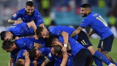 لا يفوتك : إيطاليا تحسم الصدارة وويلز ترافقها لدور الـ16 رغم السقوط