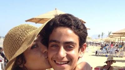 الجمهور يهاجم هيدي كرم بسبب فيديو مع ابنها وترد "ناس مريضة"