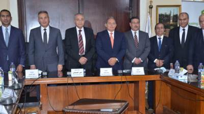 بنك التعمير والإسكان  يوقع بروتوكول لدعم مبادرة تحول المخابز للعمل بالغاز الطبيعي 