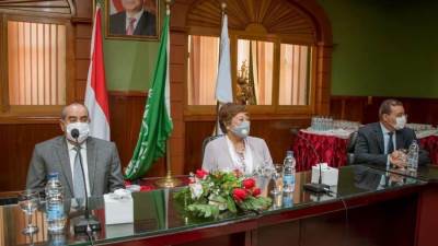 وزير الطيران المدني يشارك في احتفالية الانتهاء من المشروع البحثي لتصميم و تصنيع أول نظام راديو سوند مصري