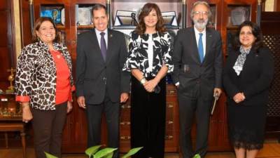 وزيرة الهجرة و"صحة الشيوخ" يجتمعان للتعاون بمبادرة صوت مصر في إفريقيا