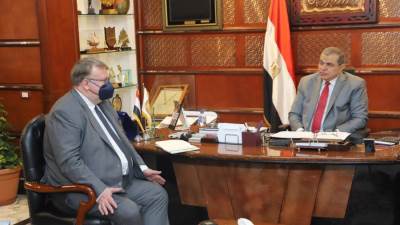 "سعفان" و"وأوشلان" يبحثان المشروعات المشتركة بين القوى العاملة ومنظمة العمل الدولية