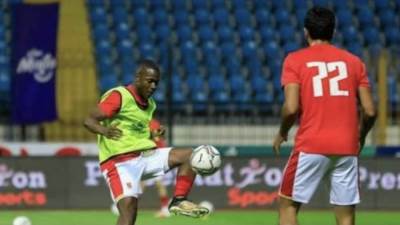 الأهلي يرد على العين بشأن التعاقد مع أليو ديانج 