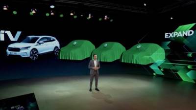 سكودا تعلن عن ثلاث سيارات كهربائية أرخص 