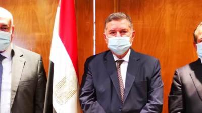 توقيع عقود 7 مصانع جديدة للغزل والنسيج بتكلفة إنشائية 2.6 مليار جنيه