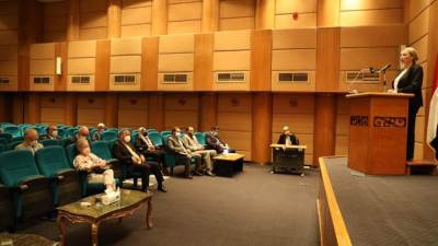 وزيرة البيئة تستعرض جهود مصر في مواجهة آثار تغير المناخ محليا واقليميا وعالميا