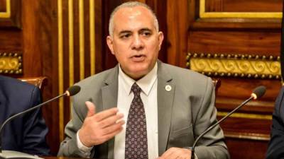 عبد العاطى: مصر تدعم التنمية في دول حوض النيل والدول الأفريقية