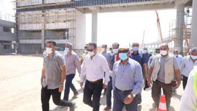 وزير النقل: القطار الكهربائي الخفيفLRT يعتبر شريان تنمية جديد للمجتمعات العمرانية 