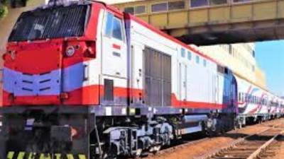 السكة الحديد تدفع بعدد 170 قطارًا إضافيًا لخدمة أهالي الصعيد