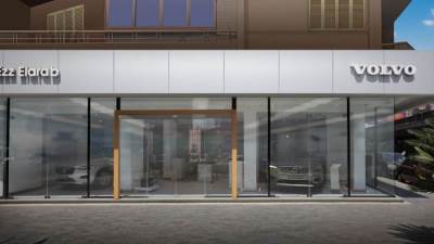 "عز العرب" تفتتح أحدث صالات عرض "فولفو "