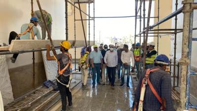 مسئولو "الإسكان" يتفقدون سير العمل بمشروعات مدينة العلمين الجديدة